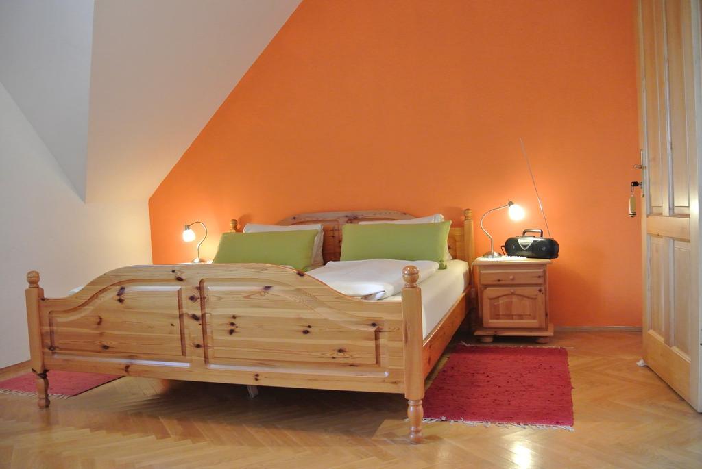 Weingut Primus Suedsteiermark Spielfeld Oda fotoğraf